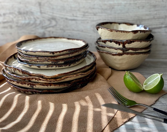 ظروف سرامیکی مناسب چه سبک دکوراسیونی هستن؟ راهنمای انتخاب با سلیقه شما