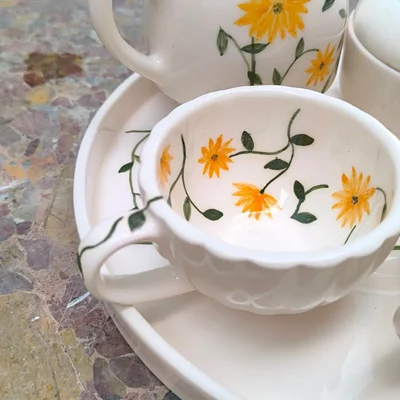 فنجان سرامیکی دالبری طرح آفتابگردان