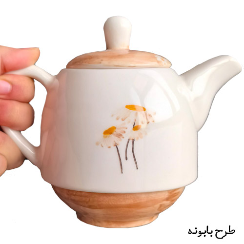 قوری سرامیکی دست‌ساز سه‌نفره نیلابی طرح بابونه